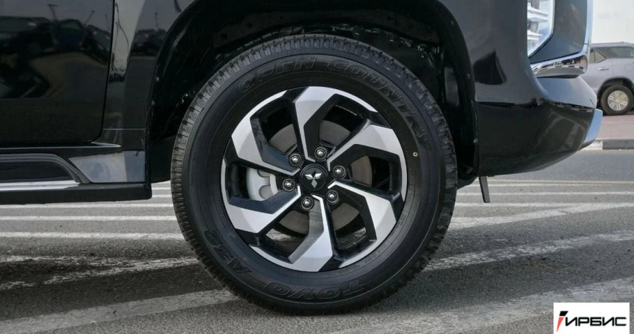 MITSUBISHI Montero Sport